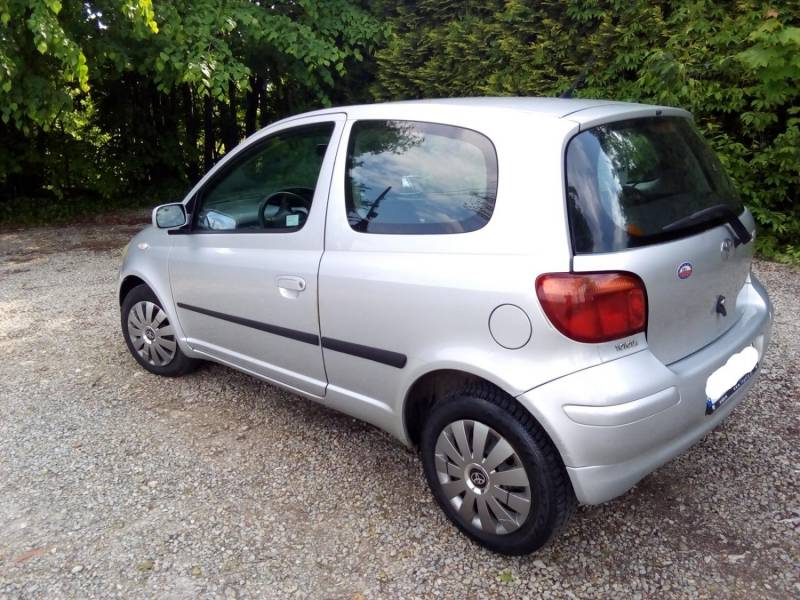ox_toyota-yaris-2004-13-benzyna-serwisowana
