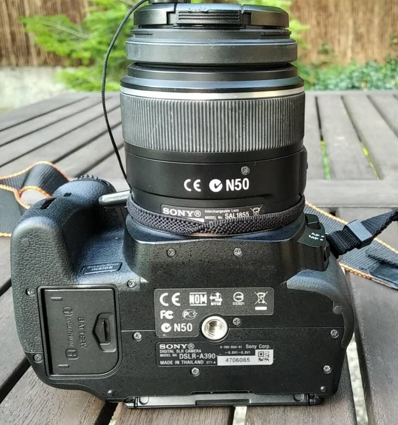 ox_lustrzanka-cyfrowa-sony-dslr-a390