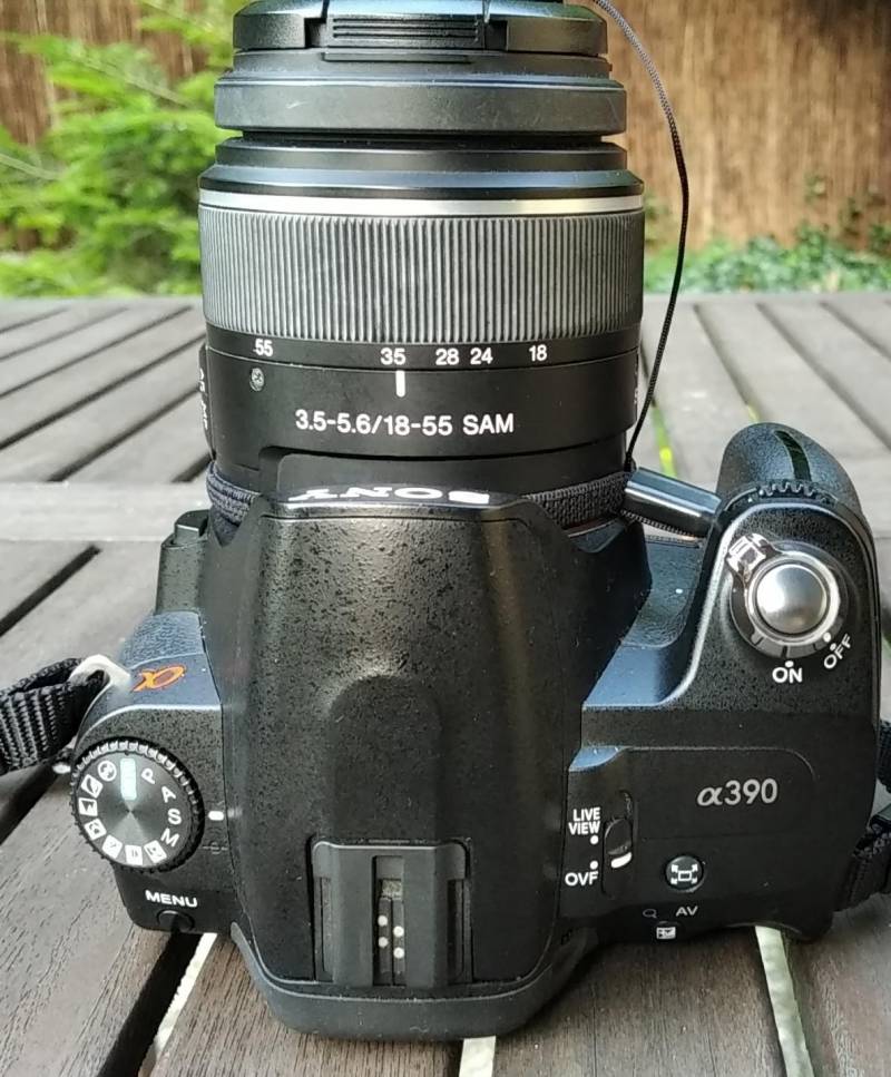 ox_lustrzanka-cyfrowa-sony-dslr-a390