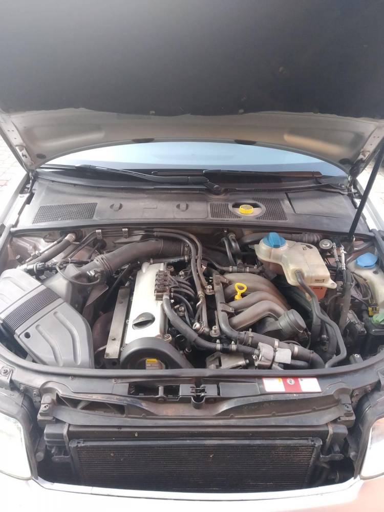 ox_audi-a4b6-rocznik-2004-lpg-okazja