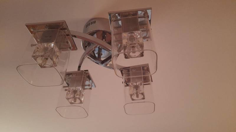 ox_lampa-sufitowa-z-zarowkami-ledowymi-gratis