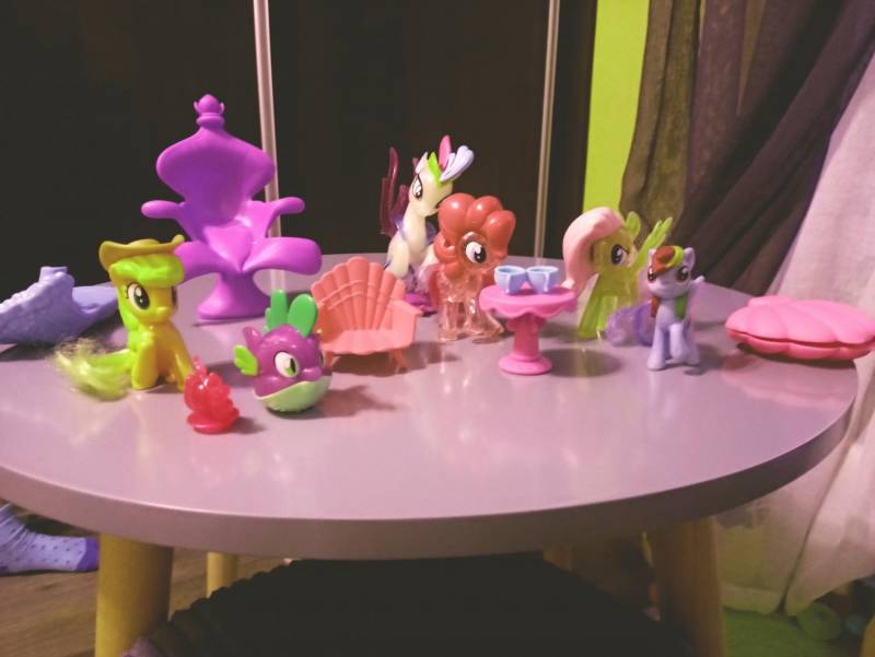 ox_domek-konikow-pony