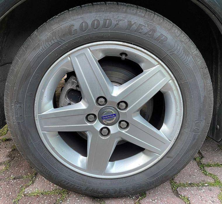 ox_felgi-aluminiowe-r16-volvo-plus-opony-goodyear-klasy-premium