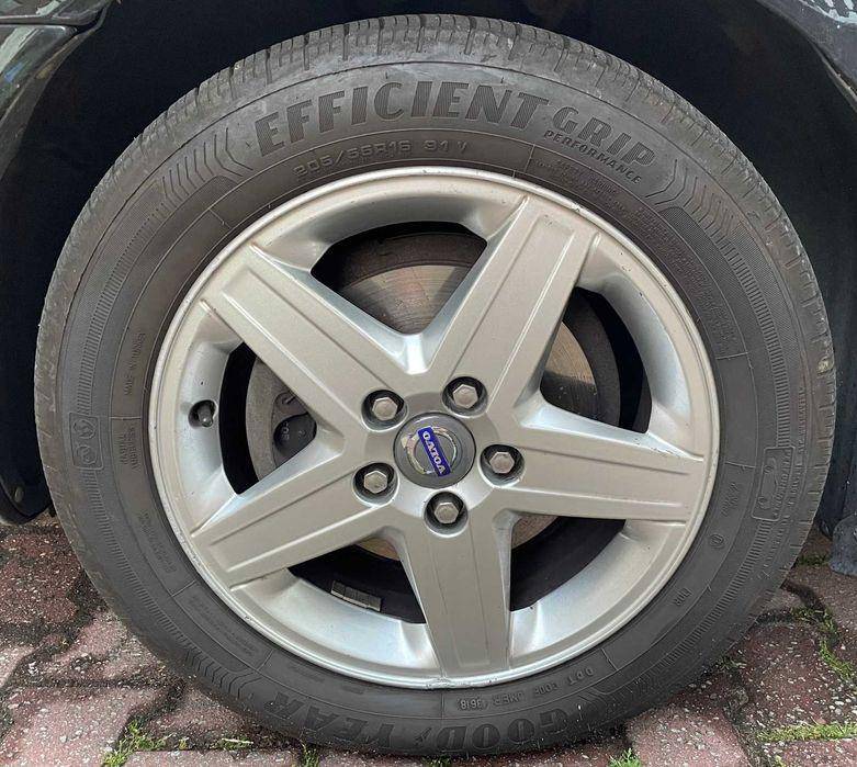 ox_felgi-aluminiowe-r16-volvo-plus-opony-goodyear-klasy-premium