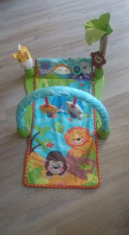 ox_mata-edukacyjna-fisher-price-z-lusterkiem-i-pozytywka