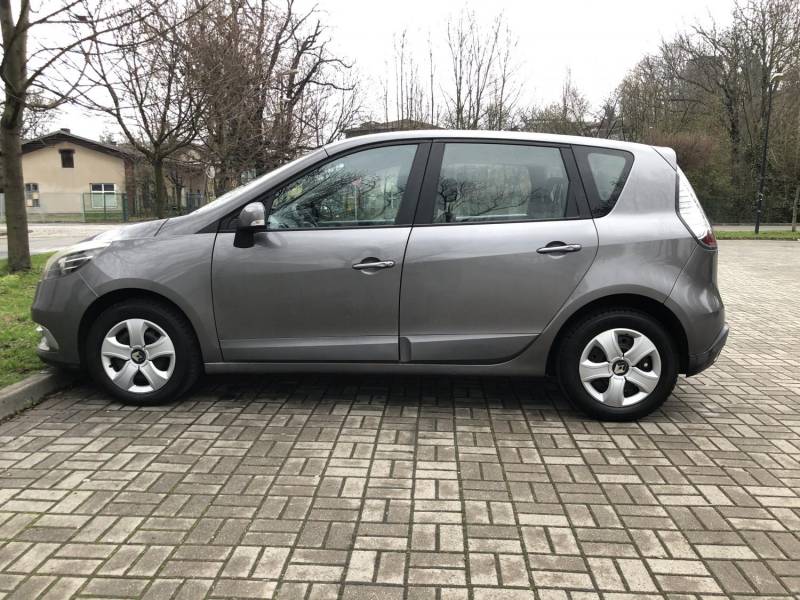 ox_renault-scenic-iii2012r