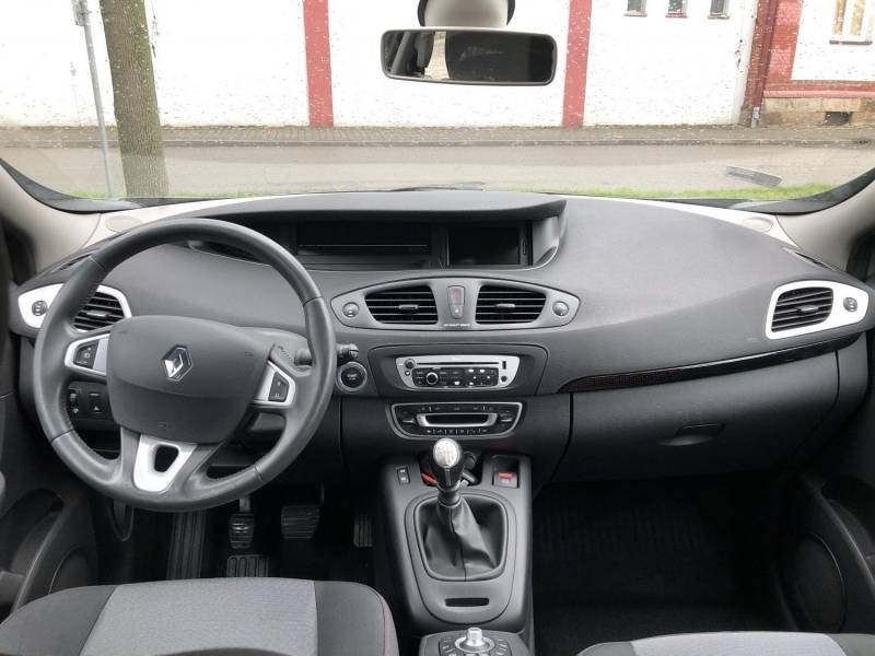 ox_renault-scenic-iii2012r