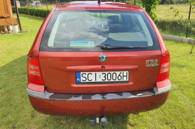 ox_skoda-octavia-i-4x4-polski-salon