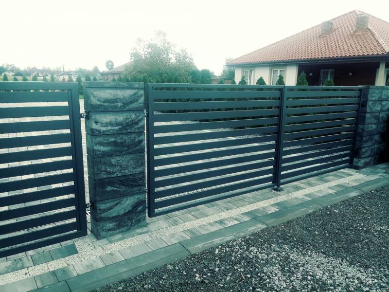 ox_ogrodzenia-bramy-furtki-balustrady-montaz