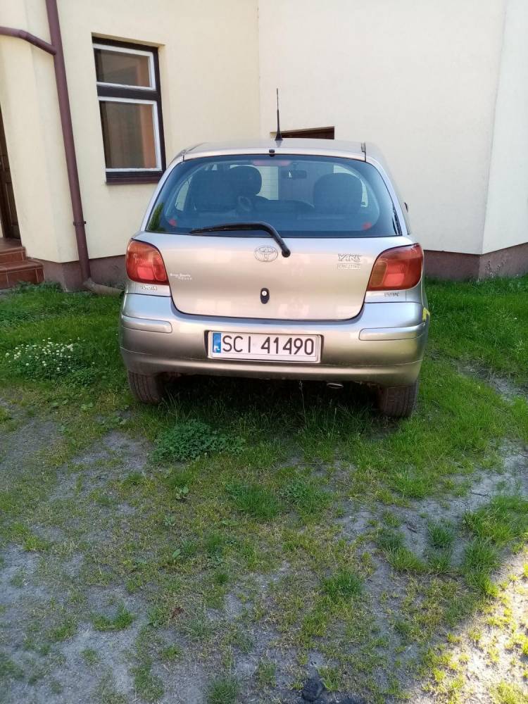 ox_toyota-yaris