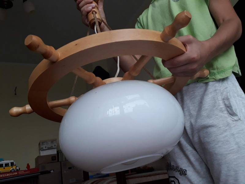 ox_lampe-sufitowa-drewno-szklo-sprzedam