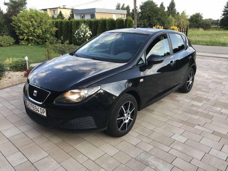 ox_seat-ibiza-2010-rok-przebieg-130tys-km-klimatyzacja