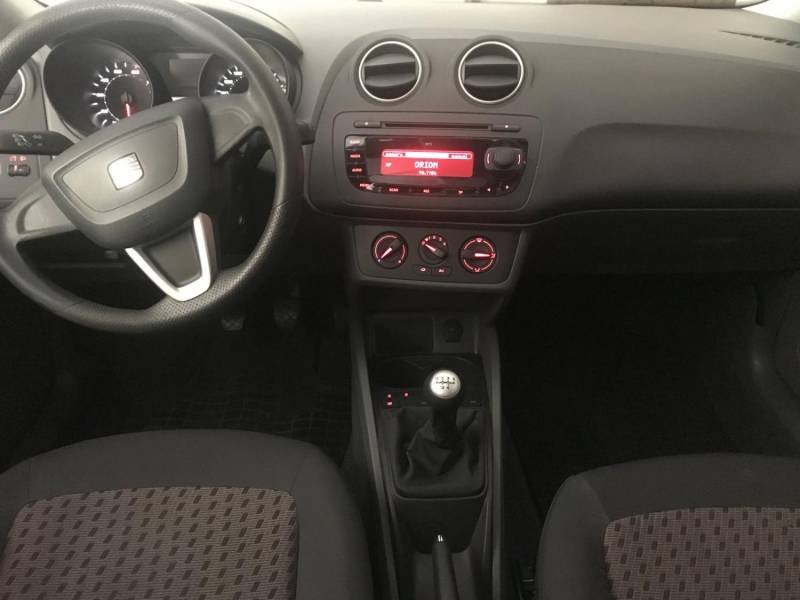 ox_seat-ibiza-2010-rok-przebieg-130tys-km-klimatyzacja