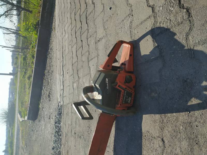 ox_pilarka-husqvarna-40