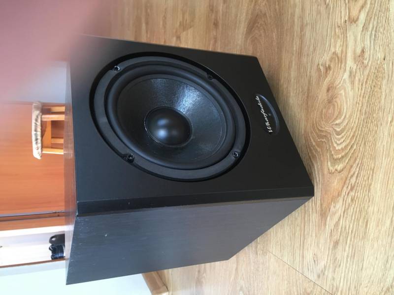 ox_subwoofer-wharfedale-wh-s8e