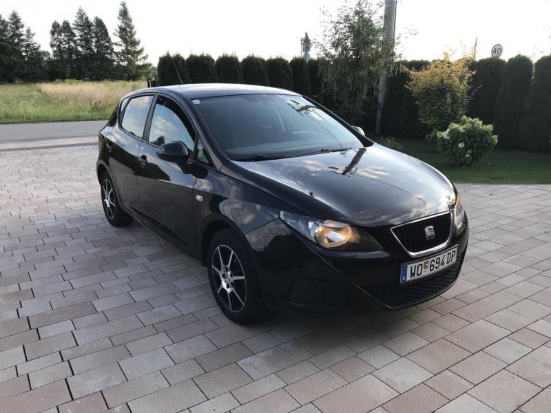 ox_seat-ibiza-2010-rok-przebieg-130tys-km-klimatyzacja