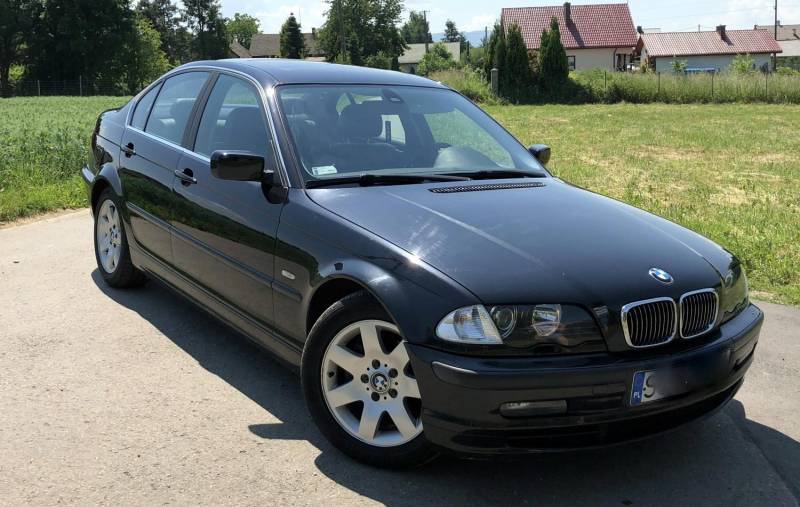 ox_bmv-3-320i-skora