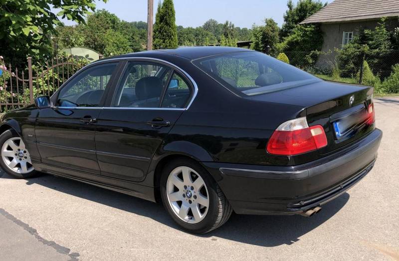 ox_bmv-3-320i-skora