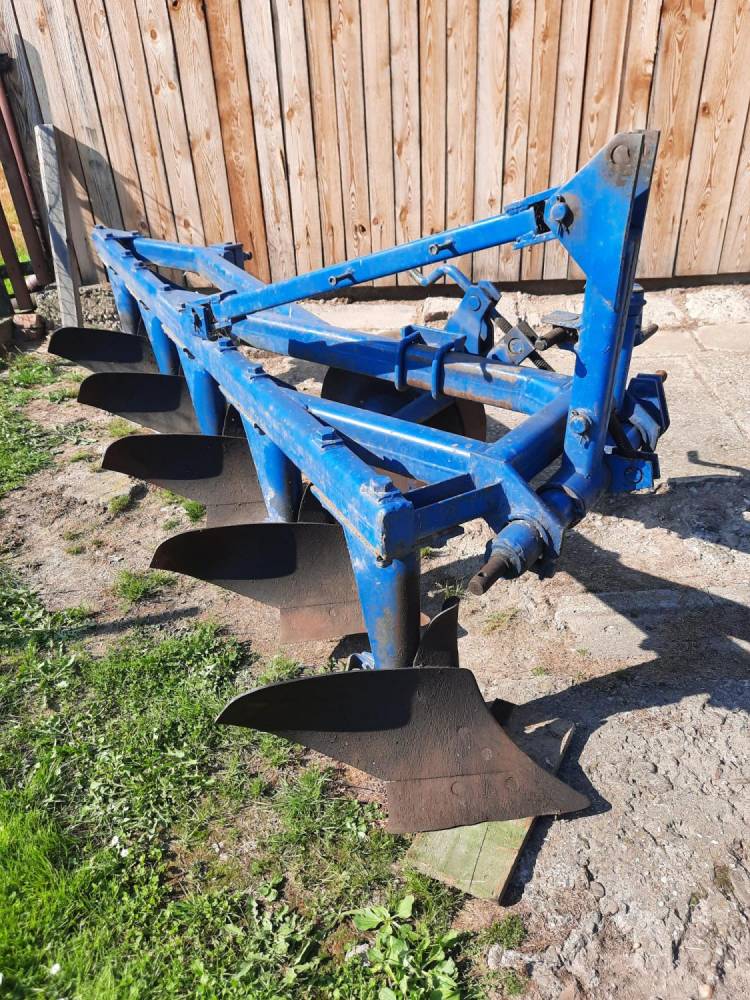 ox_plug-podorywkowy-5-skibowy-unia-grudziadz