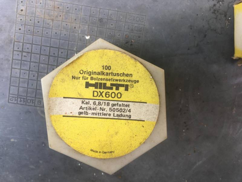 ox_naboje-hilti-mocowanie-blachy-do-konstrukcji-stalowej