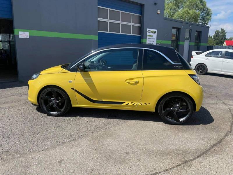 ox_opel-adam-14-bluetooth-tempomat-nowe-opony-klimatronik