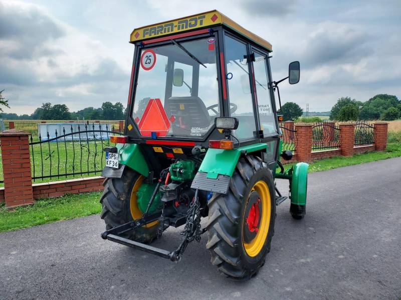 ox_farm-mot-250-d-1996r-30-km1460-mth-tylko-z-plugiem-do-odsniezania