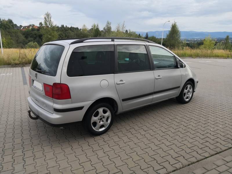 ox_seat-alhambra-4x4-19tdi-150km-7-os-grz-przednia-szyba-jak-vw-sharan