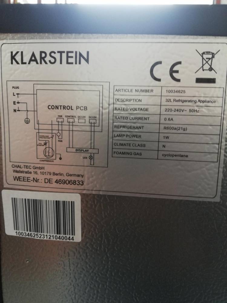 ox_chlodziarka-na-wino-12-butelek-klarstein