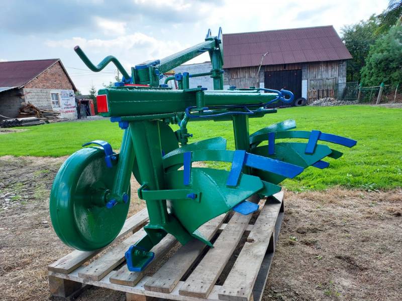 ox_plug-2-skibowy-maly-kompletny-nowy-typ-fabryczny-grudziadz-odnowiony