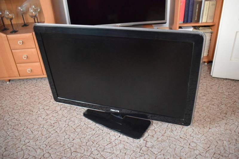 ox_telewizor-lcd-philips-42pfl5603d12-42