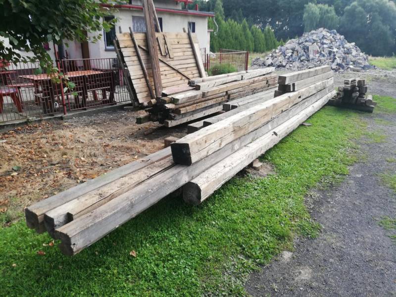 ox_drewno-duzej-wiezby-do-wykorzystania-na-inna-budowle-taniopolecam