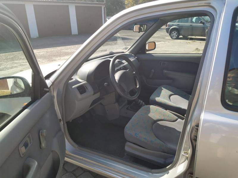 ox_nissan-micra