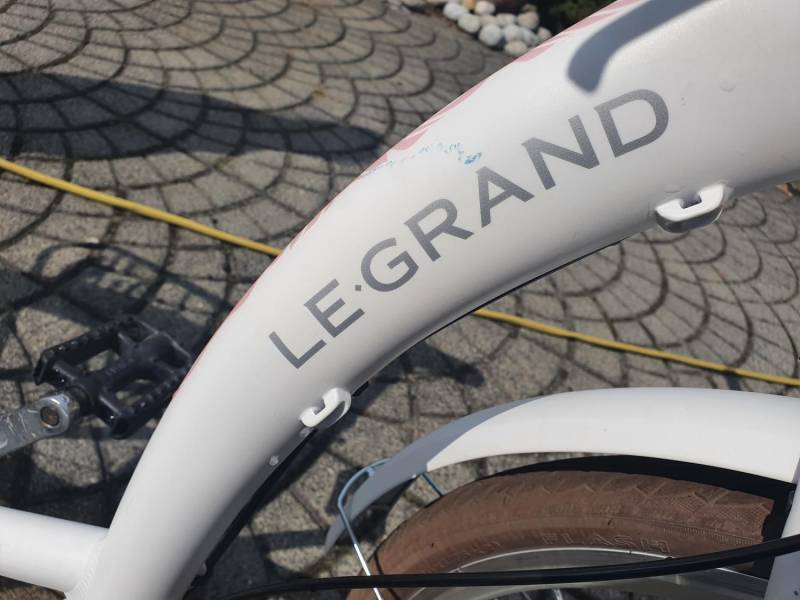 ox_rower-le-grand-lille-3-bialy-mat-26-bardzo-dobry-stan