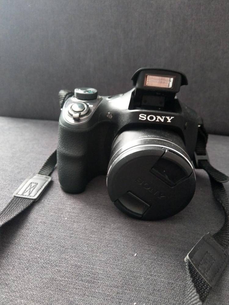 ox_sprzedam-aparat-sony