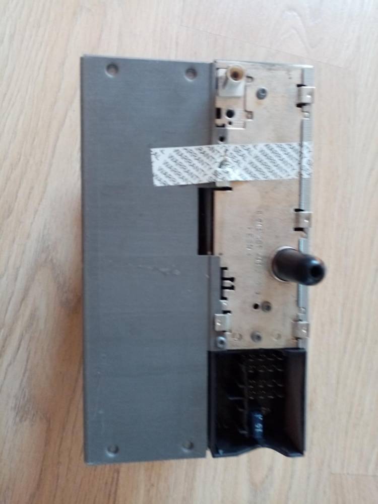 ox_opel-radio-cd30-blaupunkt