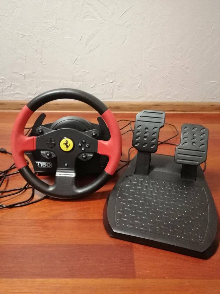 ox_kierownica-wyscigowa-thrustmaster-t150