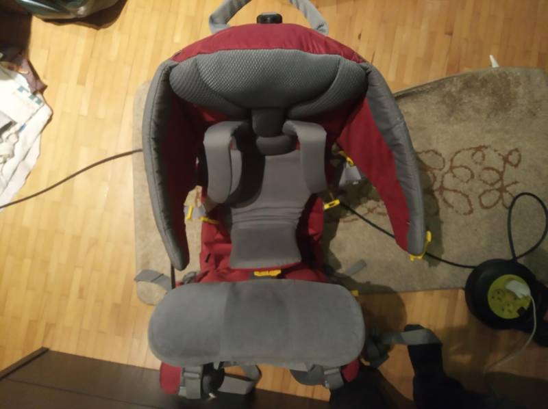 ox_nosidelko-turystyczne-deuter-kid-comfort-2