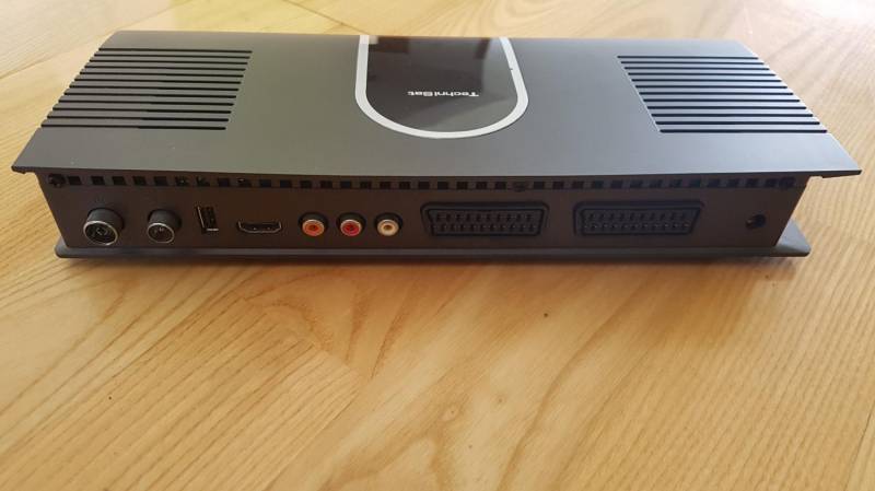 ox_sprzedam-tuner-do-telewizji-naziemnej-dvb-t-technisat-dlgyboxx-t4