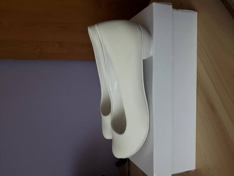 ox_buty-slubne-ecru