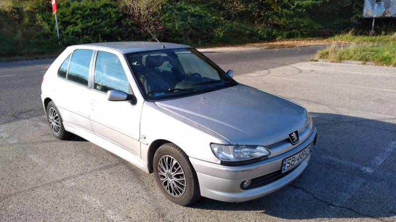 ox_sprzedam-peugeot-306-20-hdi-rok-2000