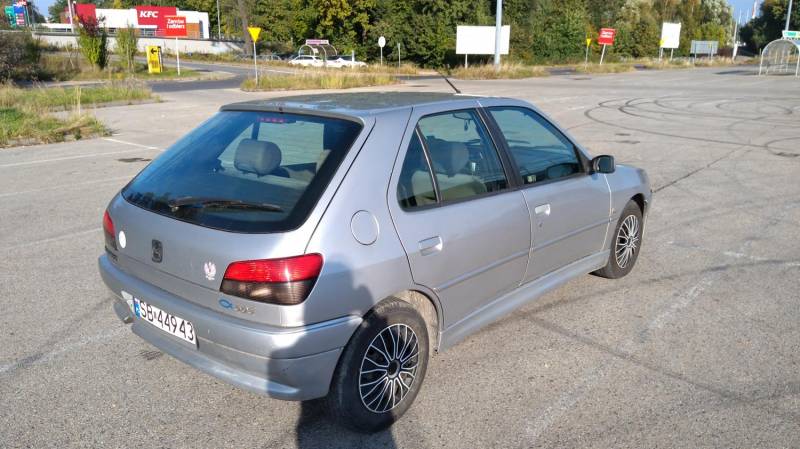 ox_sprzedam-peugeot-306-20-hdi-rok-2000