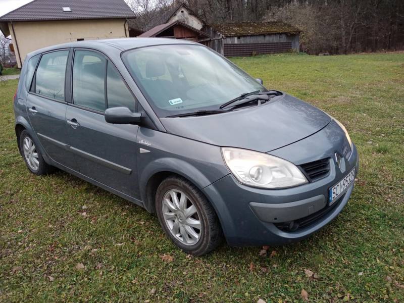 ox_renault-scenic