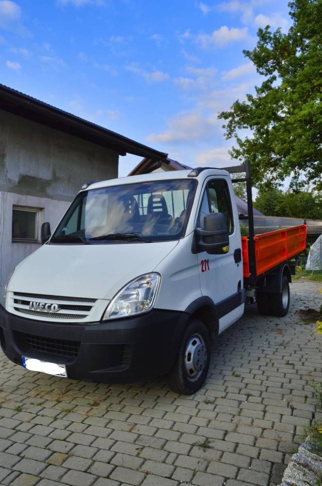 ox_van-iveco-daily-2011-171-554-km