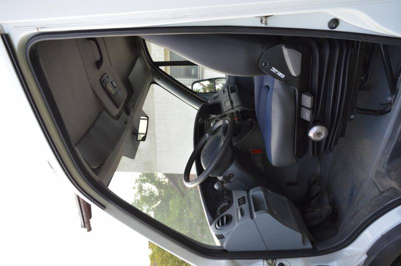 ox_van-iveco-daily-2011-171-554-km