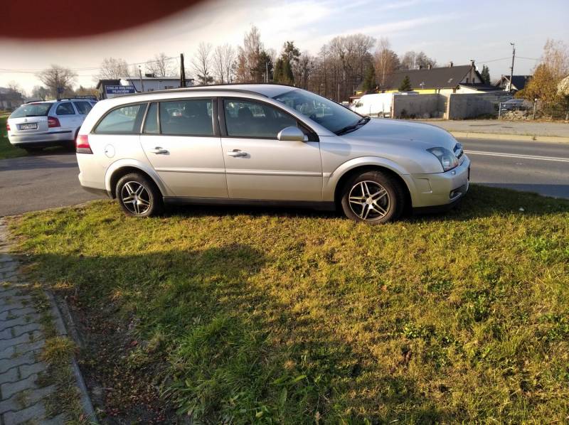 ox_opel-vectra-c-22dti-126km-2005-rok-kombi