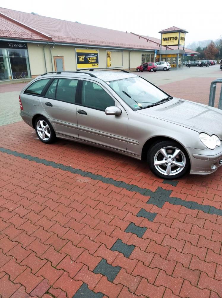 ox_mercedes-c-klasa-w203-super-stan-2007-rok-22-diesel-122km-190-tys