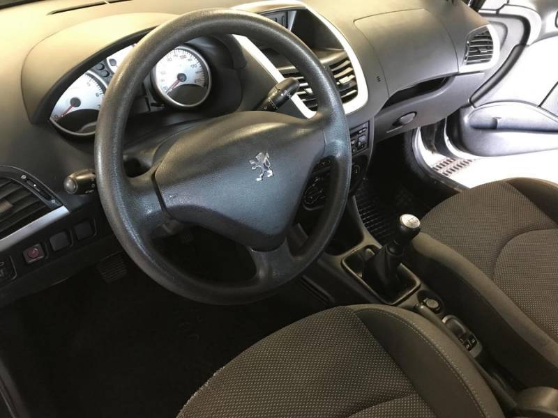 ox_peugeot-206-plus-11-benzyna-klima-2010r-przebieg-90tys-km