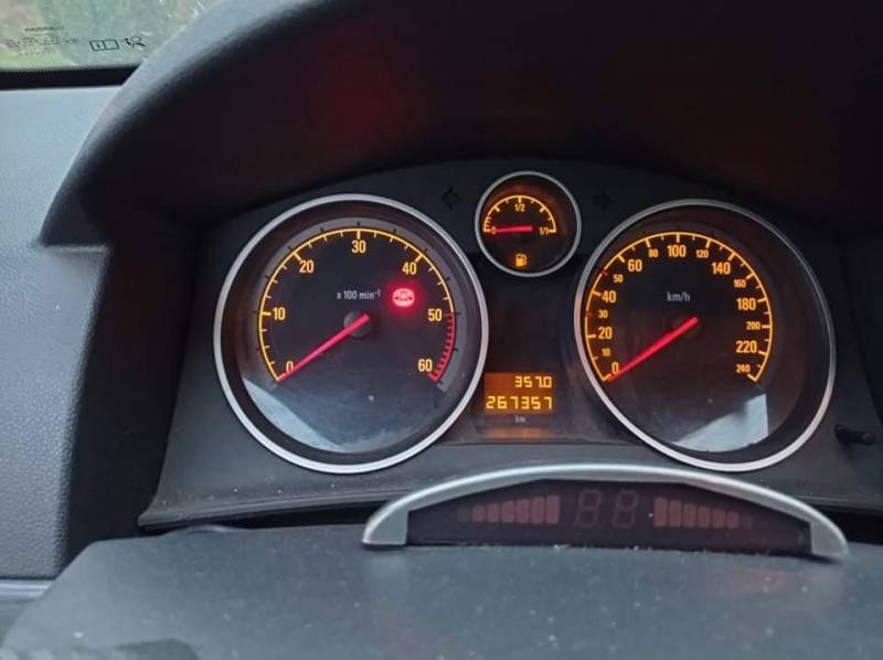 ox_opel-astra-h-uszkodzone-sprzeglo