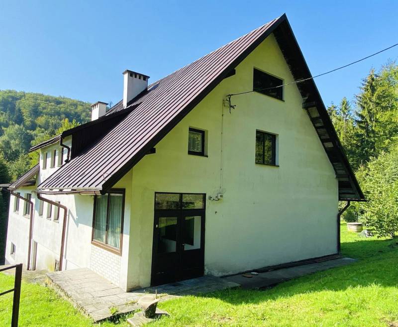 ox_wisla-dom-o-pow-240-m2-dzialka-10-ar