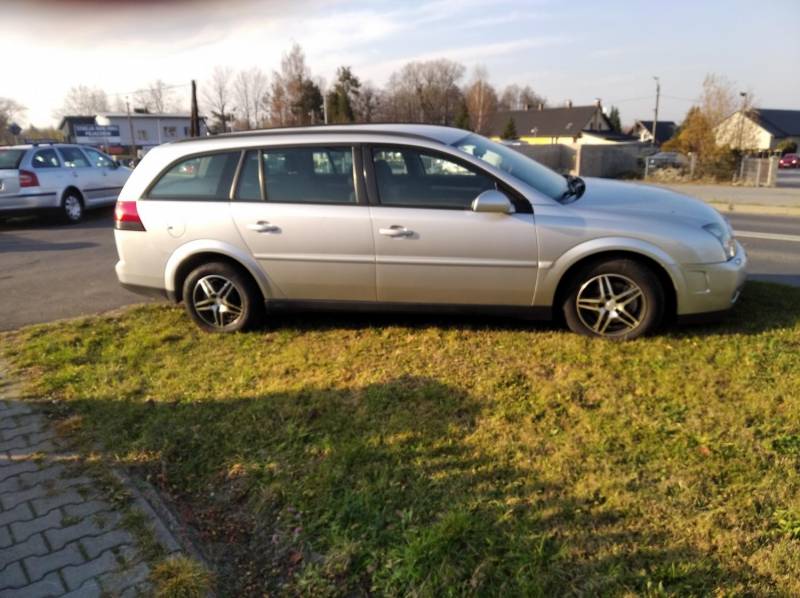 ox_opel-vectra-c-22dti-126km-2005-rok-kombi